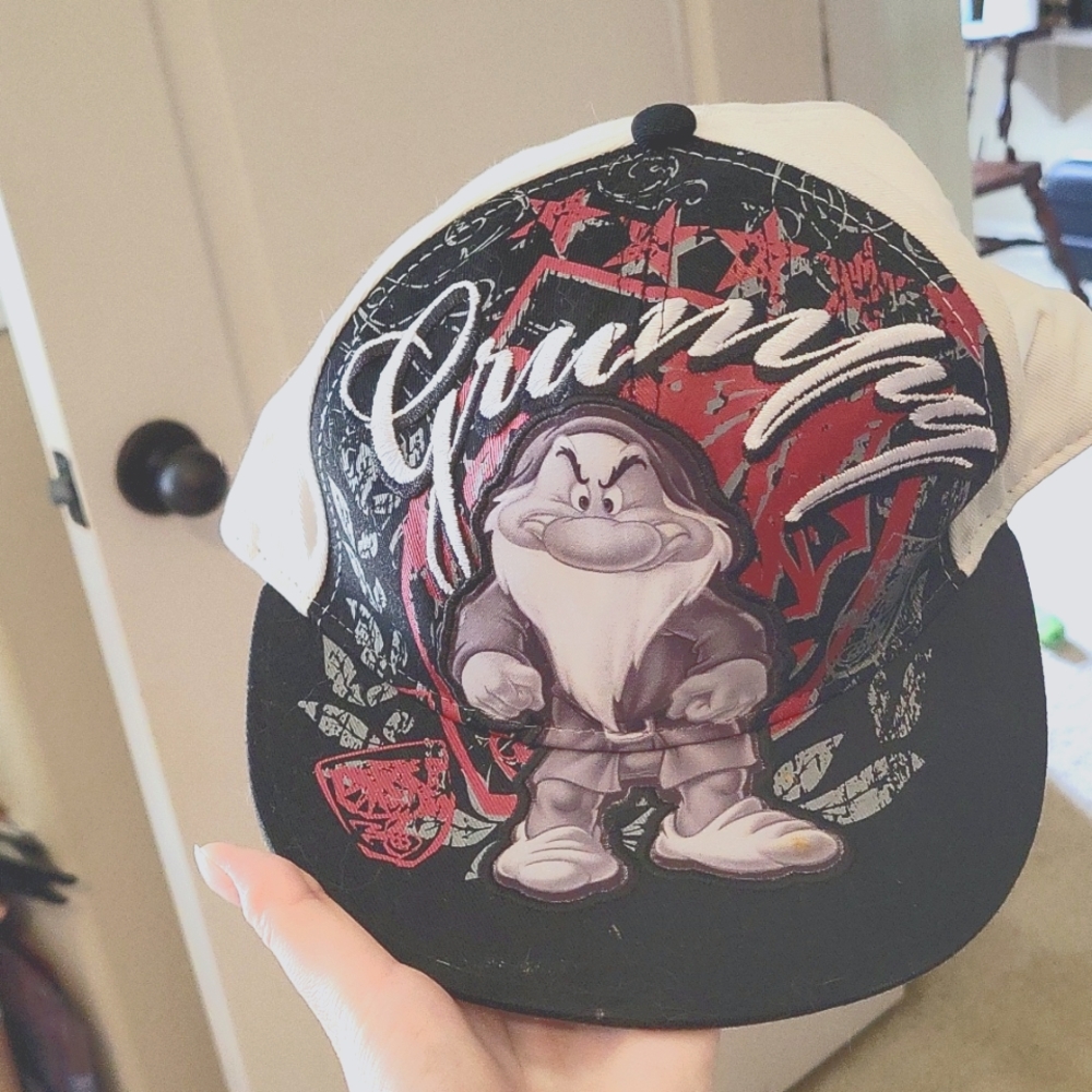 Grumpy hat!